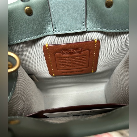 COACH 1941 Cashin Glovetanned Leather Mini Tote/Crossbody Bag in Sage - Picture 8 of 15